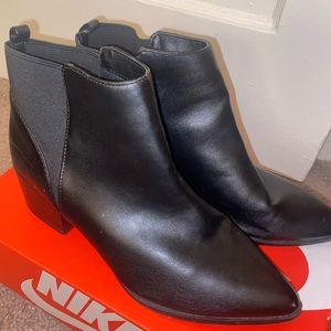 Chinese Laundry heeled Bootie